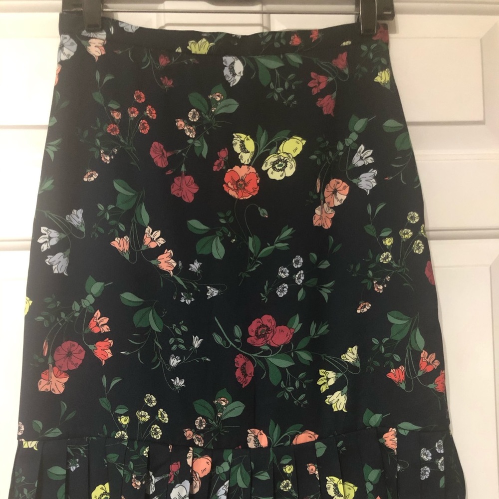 All Around Bottom Pleats